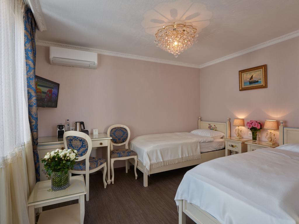 Apartment-Hotel Am Rathaus Дюселдорф Екстериор снимка