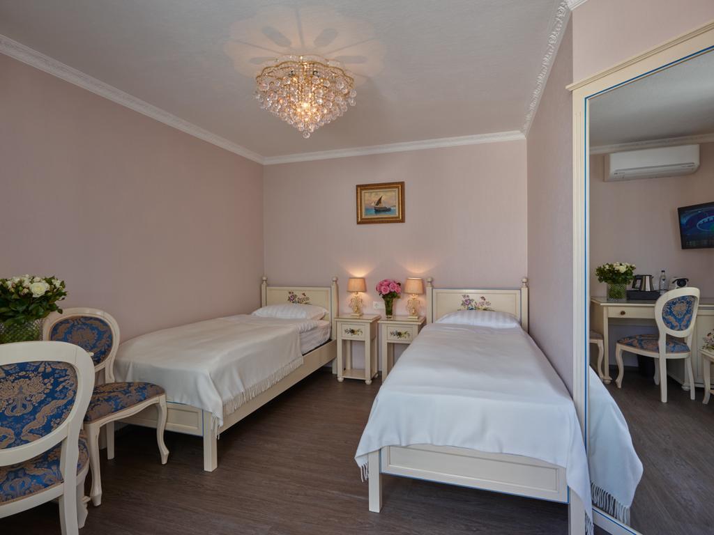 Apartment-Hotel Am Rathaus Дюселдорф Екстериор снимка