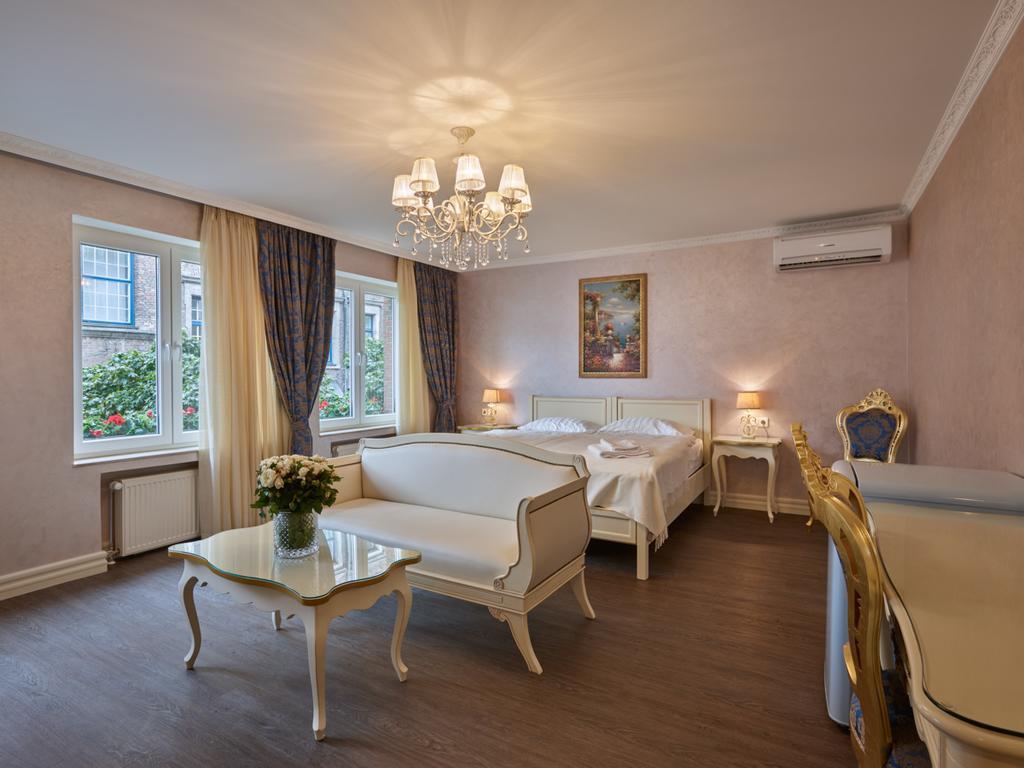 Apartment-Hotel Am Rathaus Дюселдорф Екстериор снимка
