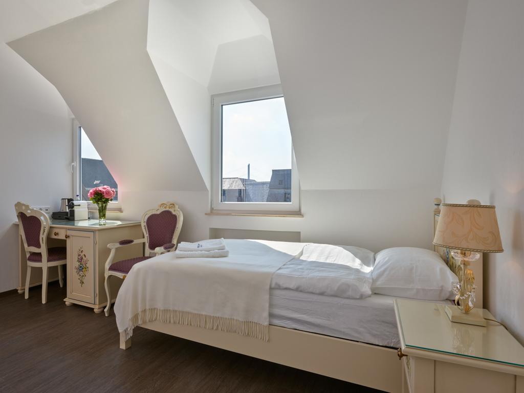 Apartment-Hotel Am Rathaus Дюселдорф Екстериор снимка