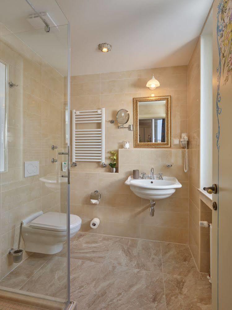 Apartment-Hotel Am Rathaus Дюселдорф Екстериор снимка